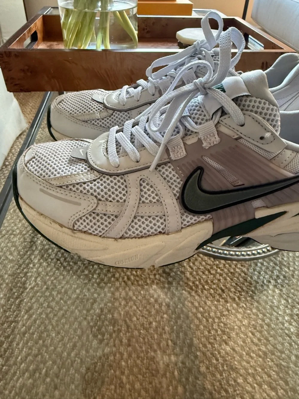 Nike V2K Run Women's Sneakers - Size 8.5 - White/Photon Dust
